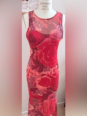 checkered dress bodycon Forever 21 Floral Lace Cutout Maxi Dress main image 0
